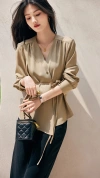 2023 Autumn new style Women's V-neck stylish long-sleeved shirt for ladies Item Picture